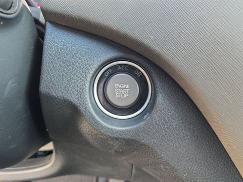 Used 2014 Hyundai Santa Fe Limited w/ Ultimate Package 07 image 27