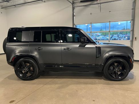 Used 2023 Land Rover Defender 110 Carpathian Edition AWD/4WD image 2