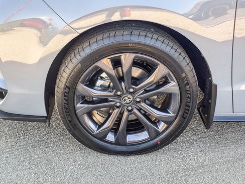 New 2026 Toyota Sienna XSE FWD image 11