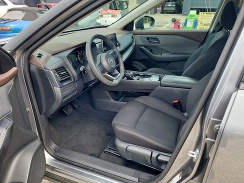 Certified 2023 Nissan Rogue S FWD image 11