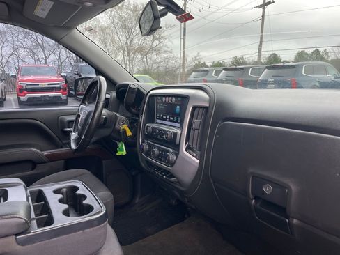 Used 2018 GMC Sierra 1500 SLE w/ SLE Value Package image 24
