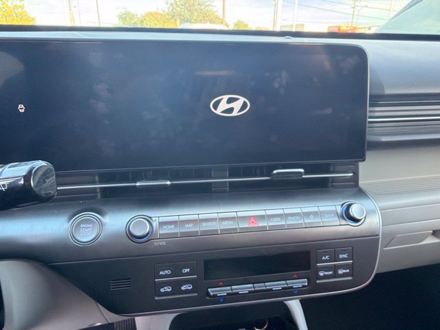Used 2024 Hyundai Kona SEL AWD/4WD image 6