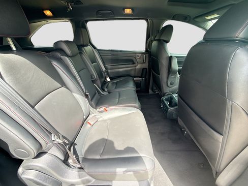 Certified 2023 Honda Odyssey Sport image 24