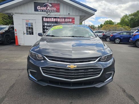 Used 2016 Chevrolet Malibu LT FWD image 3
