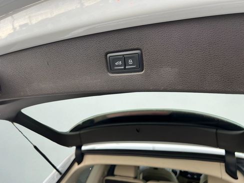 Used 2017 Audi Q7 3.0T Premium Plus w/ Premium Plus Package AWD/4WD image 34