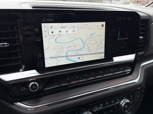 Used 2023 GMC Sierra 1500 SLT w/ SLT Premium Package image 28