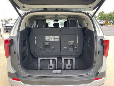 New 2027 Kia Carnival EX FWD image 14
