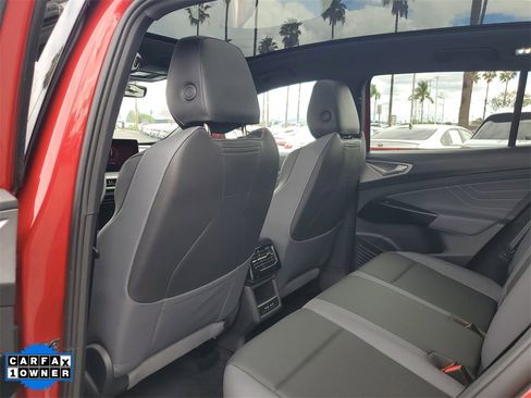 Used 2024 Volkswagen ID.4 S image 12