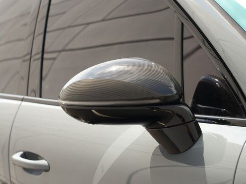 Used 2024 Porsche Cayenne Turbo AWD/4WD image 64
