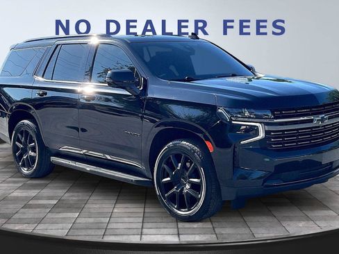 Used 2022 Chevrolet Tahoe RST w/ Luxury Package RWD image 3