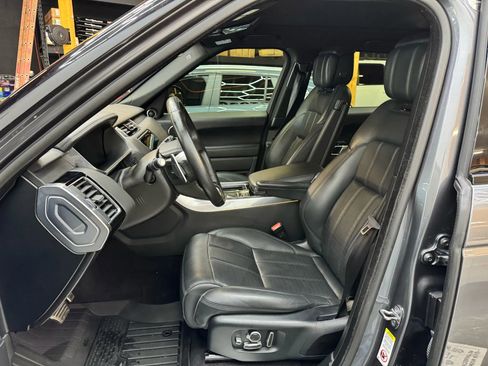 Used 2019 Land Rover Range Rover Sport HSE Dynamic image 12