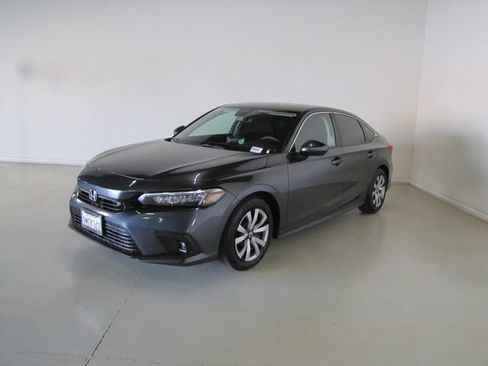 Certified 2024 Honda Civic LX image 1