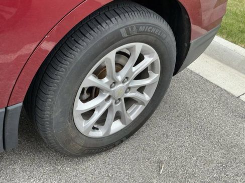 Used 2018 Chevrolet Equinox LT image 16