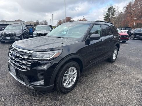 New 2026 Ford Explorer Active image 7