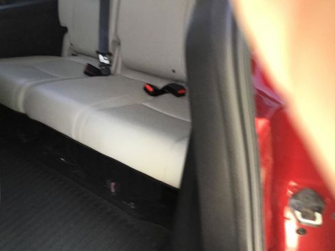 Used 2025 Honda Odyssey Touring image 19