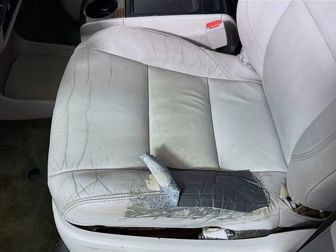 Used 2016 Toyota Sienna XLE image 19