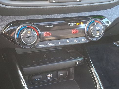 Used 2024 Kia Forte GT-Line w/ GT-Line Premium Package image 16