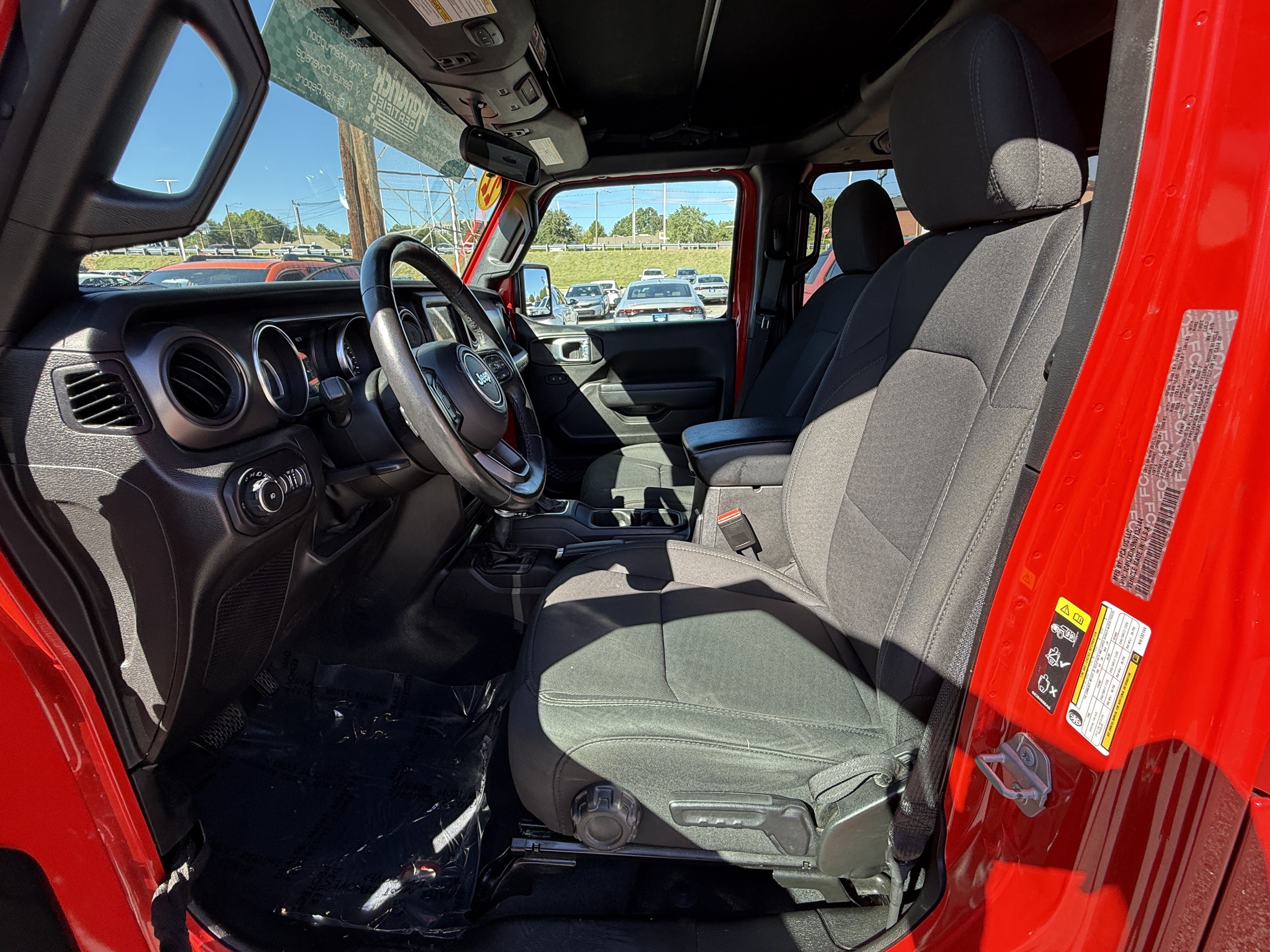 Used 2022 Jeep Wrangler Unlimited Sport AWD/4WD image 16
