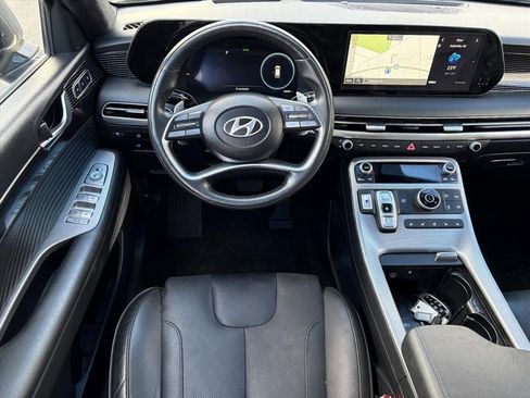 Used 2023 Hyundai Palisade Calligraphy image 22