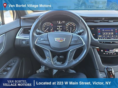 Used 2021 Cadillac XT5 Luxury w/ LPO, Floor Liner Package image 13
