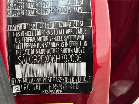 Used 2019 Land Rover Discovery Sport HSE image 36