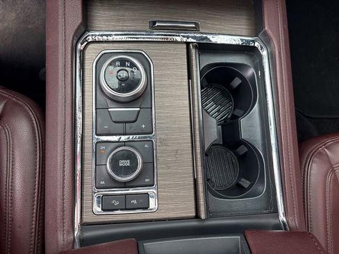 Used 2023 Ford Expedition Max Limited image 17