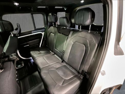 Used 2026 Land Rover Defender 110 V8 AWD/4WD image 22