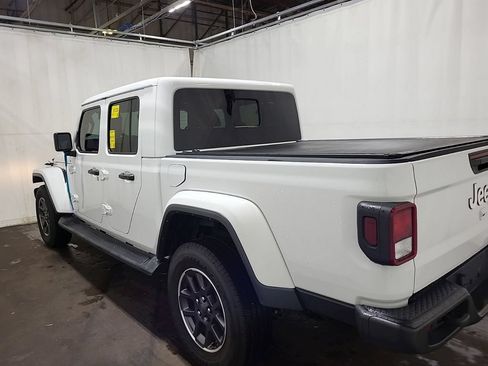 Used 2022 Jeep Gladiator Overland AWD/4WD image 4