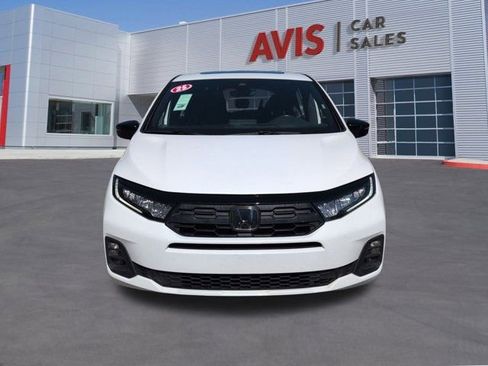 Used 2025 Honda Odyssey Sport-L image 2