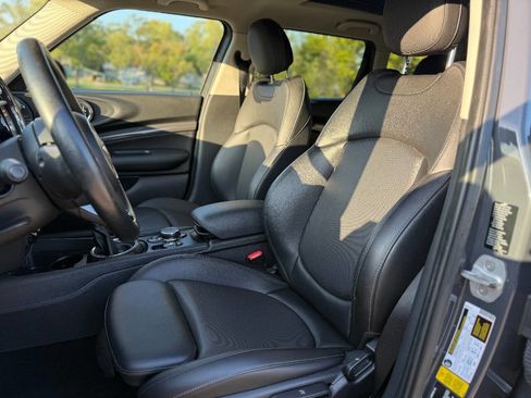 Used 2017 MINI Cooper Clubman S image 14