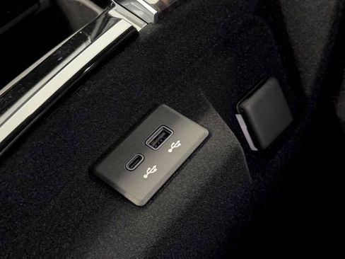 New 2026 Cadillac Escalade Luxury AWD/4WD image 23