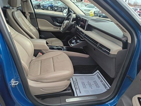 Used 2020 Lincoln Corsair AWD w/ Premium Package image 19