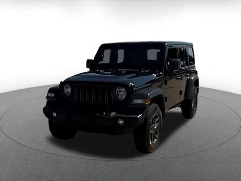 Used 2025 Jeep Wrangler Unlimited Sport AWD/4WD image 15