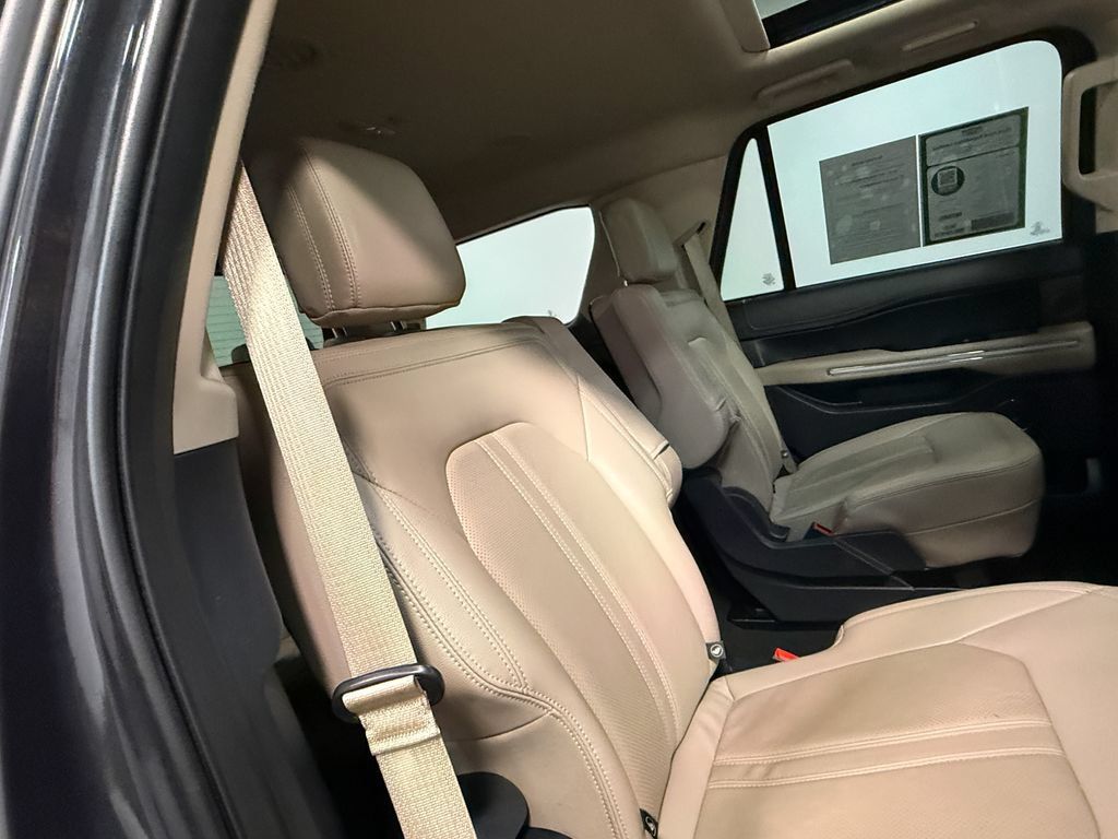 Used 2024 Ford Expedition Limited AWD/4WD image 66
