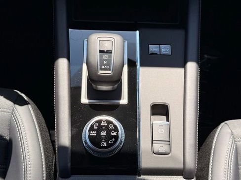 New 2026 Nissan Rogue SL AWD/4WD image 28