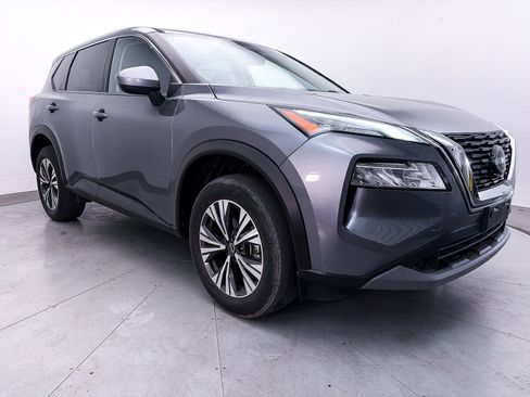 Used 2023 Nissan Rogue SV FWD image 8