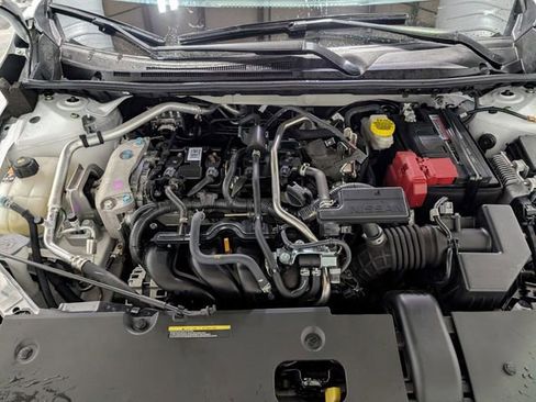 Used 2025 Nissan Sentra SV image 28