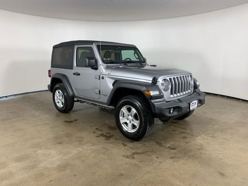 Used 2018 Jeep Wrangler Sport image 5