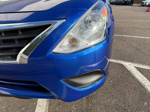 Used 2015 Nissan Versa SV FWD image 6
