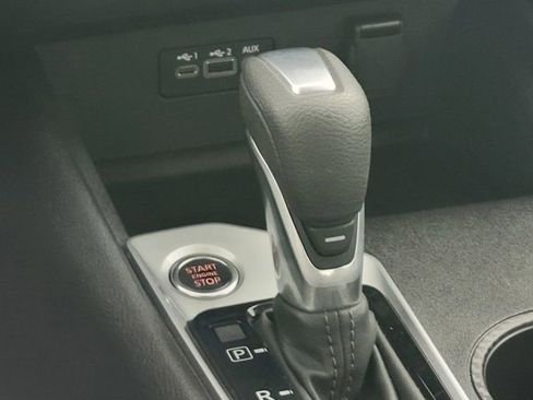 Used 2025 Nissan Altima 2.5 SV image 25