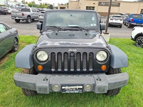 Used 2008 Jeep Wrangler X AWD/4WD image 2