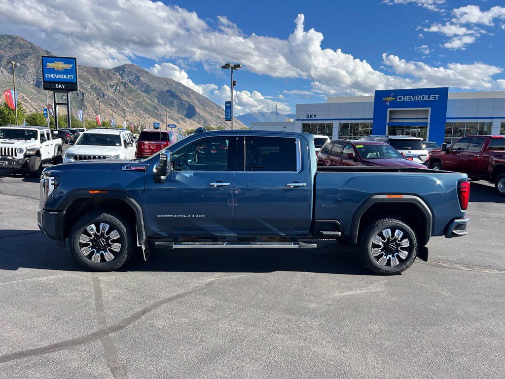 Certified 2024 GMC Sierra 3500 Denali w/ Denali Reserve Package AWD/4WD image 17