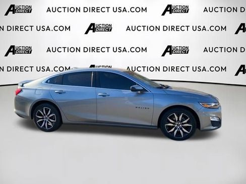 Used 2023 Chevrolet Malibu RS image 2