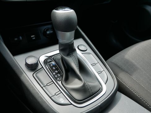 Certified 2023 Hyundai Kona SEL AWD/4WD image 24