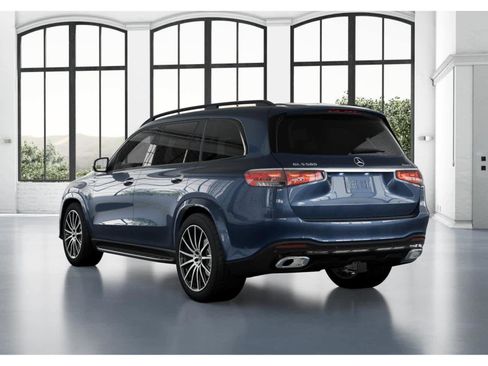 New 2026 Mercedes-Benz GLS 580 4MATIC image 17