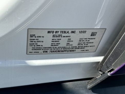 Used 2023 Tesla Model X AWD/4WD image 32