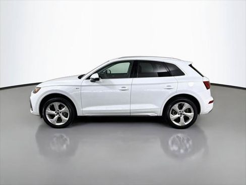 Certified 2023 Audi Q5 2.0T Premium Plus w/ Premium Plus Package AWD/4WD image 2