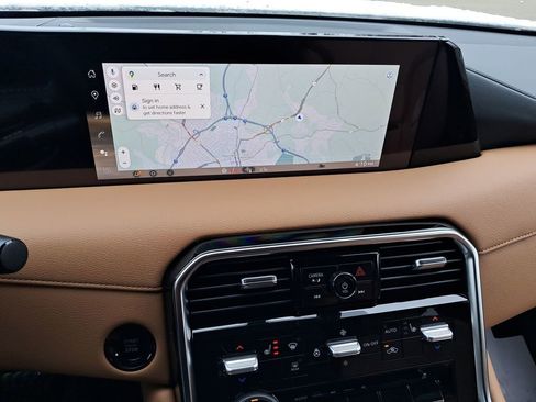 New 2026 Nissan Armada SL w/ Captain's Chari Seat Package image 19