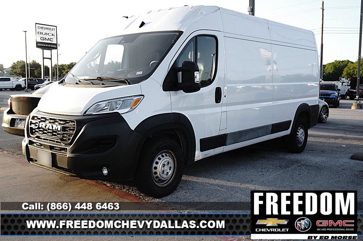Used 2024 RAM ProMaster 2500 w/ Convenience Group FWD image 4