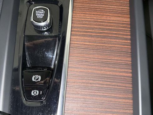 Used 2023 Volvo XC60 T8 Plus w/ Climate Package image 23